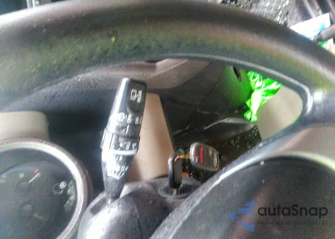 2011 Honda Element z USA, uszkodzony, nr VIN SJ6YH2H34BL007177